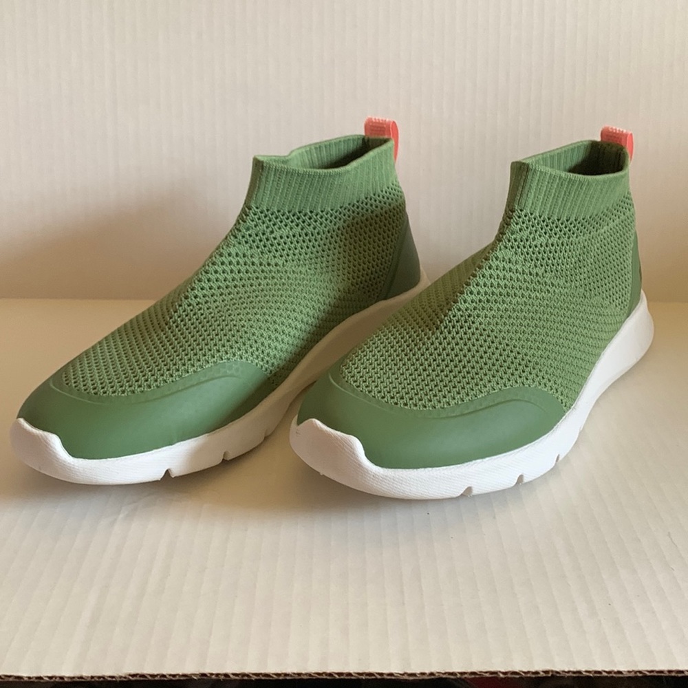 Spenco Yoga Stretch shoes 7.5D USA sizing